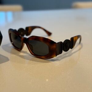 Versace Meduza Biggie Glasses